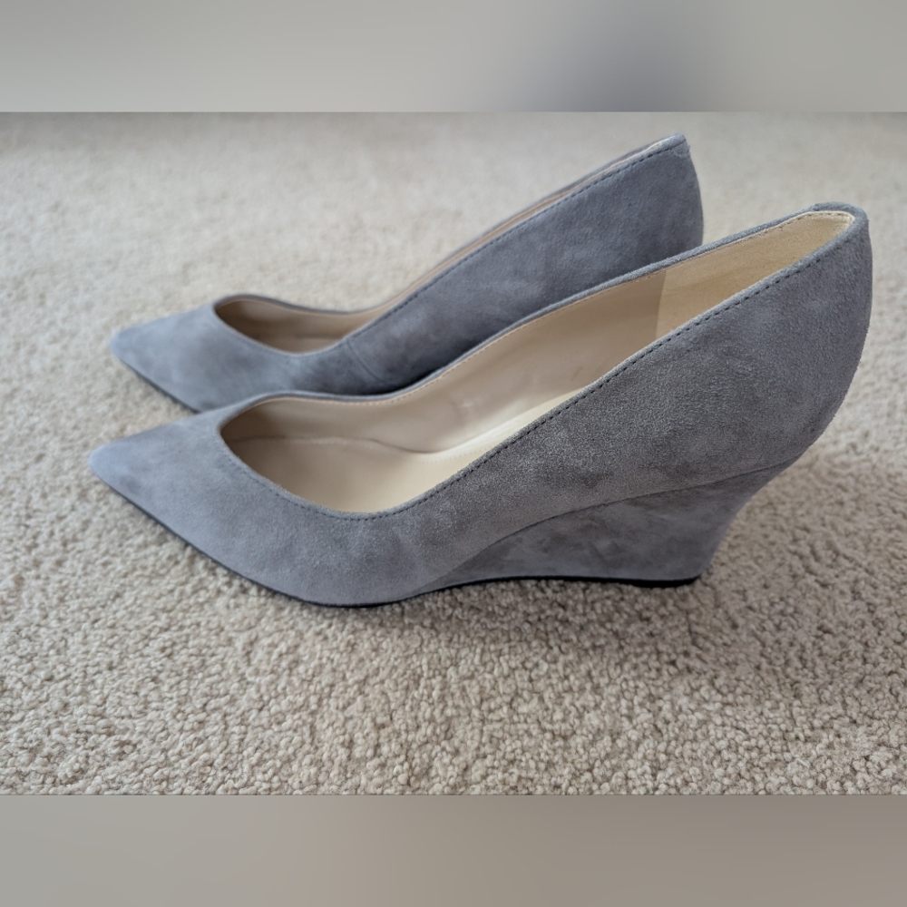 Marc Fisher Suede Wedge Heels -Gray Pointed Toe Slip On -size 10
